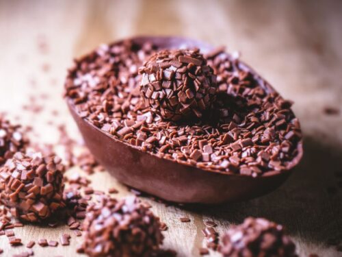Ovo de Páscoa Trufado com Brigadeiro