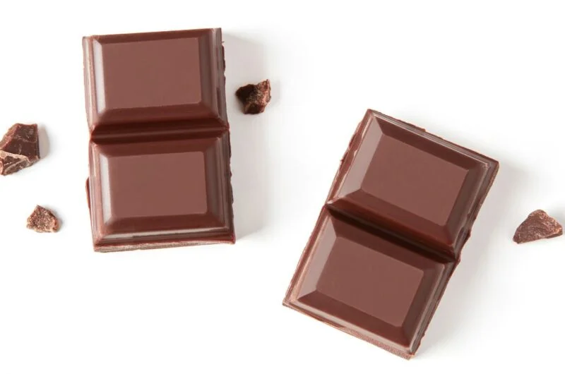 Tipos de Chocolate para Sobremesas: Comparação e Melhores Marcas 2 chocolate meio amargo