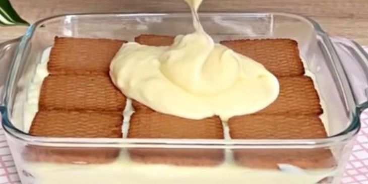 Pavê de Bolacha com Amendoim