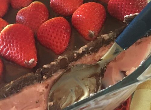 Mousse de Morango com Chocolate: Sobremesa Irresistível