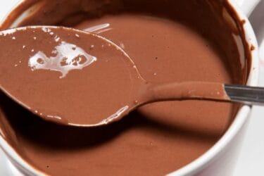 Chocolate Quente com Leite Condensado e Ganache