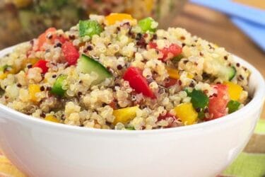 Salada de Quinoa com Tomate e Pepino