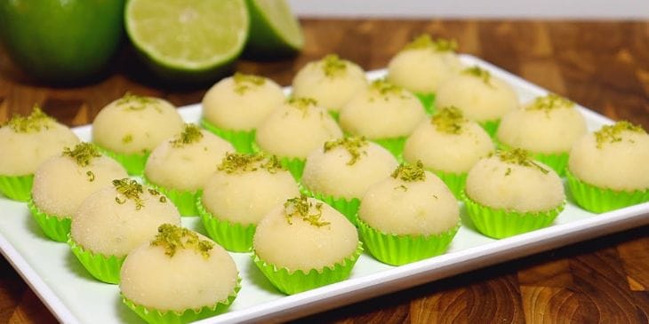 Brigadeiro de limo cremoso com cobertura de acar
