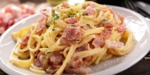 Macarrão à Carbonara