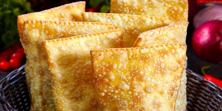 Massa de Pastel com 2 Ingredientes: Pasteis Caseiros