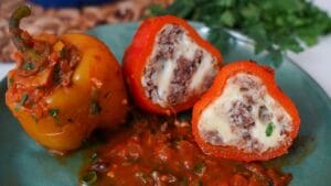 Pimentão Recheado com Carne Moída e Arroz