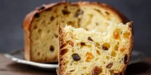 Panetone Caseiro com frutas cristalizadas e uvas passas