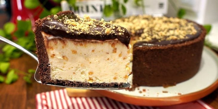 Torta de Sorvete com Paçoca e Brigadeiro