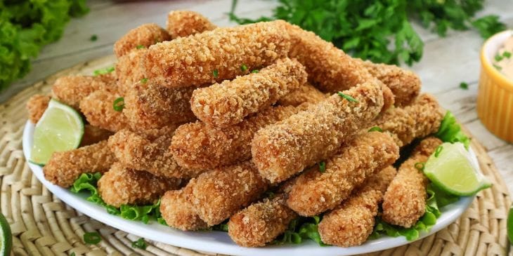 Iscas de Peixe Empanado Sequinha e Crocante