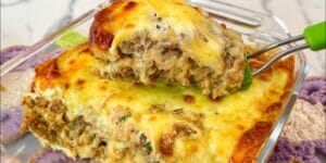 Prato de carne moída de forno gratinada com queijo e requeijão