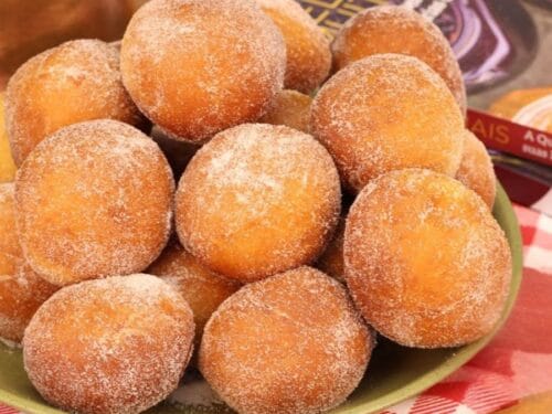 Receita de Mini Sonhos de Padaria Recheados