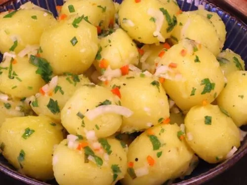 Salada de Batata Bolinha Refrescante e Saborosa