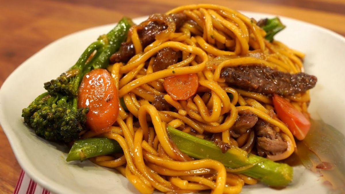 Yakisoba Caseiro Rápido e Fácil