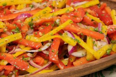 Salada de Pimentão Colorida e Crocante