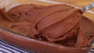 Recheio de Chocolate para Bolo Cremoso e Sem Fogo