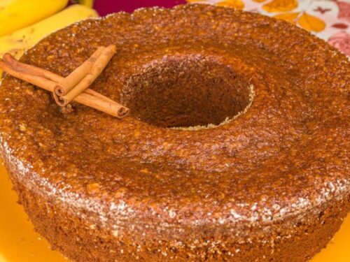 Bolo de Banana de Liquidificador com Aveia Fofinho e Saudável