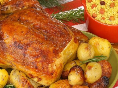 Frango Assado Recheado com Farofa Bem Temperado
