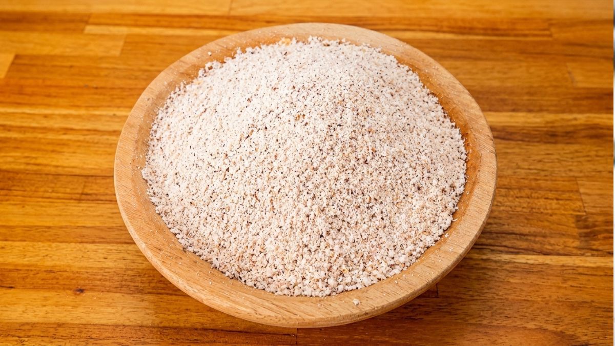 Farinha de Coco Caseira: Como Fazer Passo a Passo (Zero Desperdício!) 1 Farinha de Coco Caseira: Como Fazer Passo a Passo (Zero Desperdício!)
