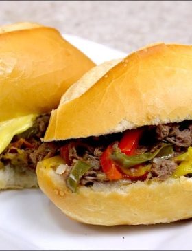 Carne Louca servida com pão