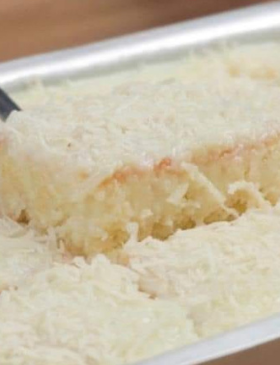 Bolo de Coco Gelado