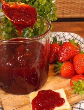 Geleia de morango caseira