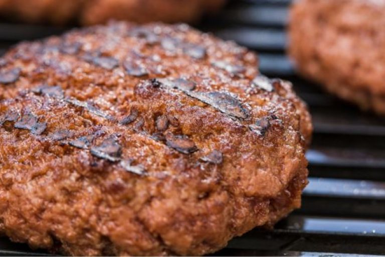 Hambúrguer Perfeito com Queijo Derretido