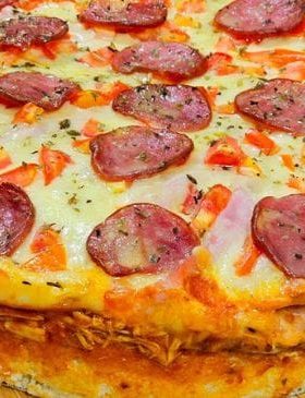 Lanchão de forno completo com frango e queijo