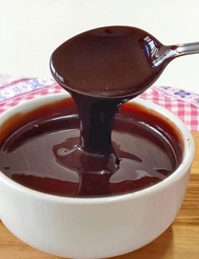 Calda de Chocolate Fácil