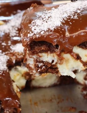 Bolo Bomba com Recheio de Prestígio