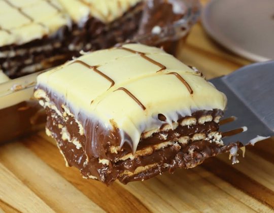 Pavê de Chocolate com Ganache Branco Pavê de Chocolate