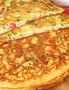Omelete perfeita com tomate e pimentão
