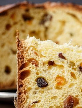 Panetone Caseiro com frutas cristalizadas e uvas passas