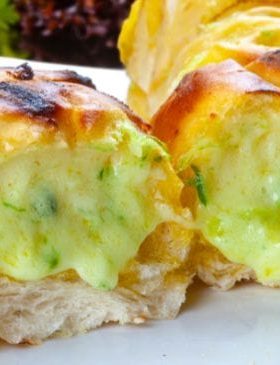 Pão de alho na airfryer, crocante e saboroso