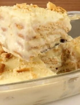 Pavê Tradicional com Camada de Chantilly