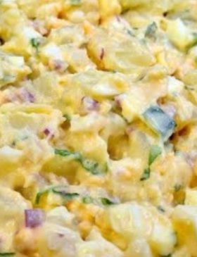 Salada de batata fácil estilo restaurante cremosa