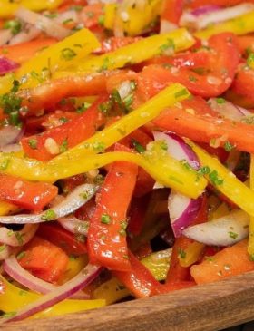 Salada de Pimentão Colorida e Crocante